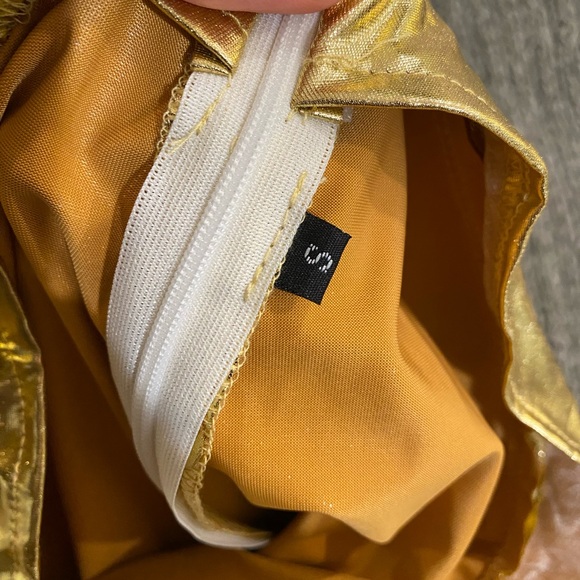 Miley Cyrus Flowers Music Video Costume - Picture 7 of 10